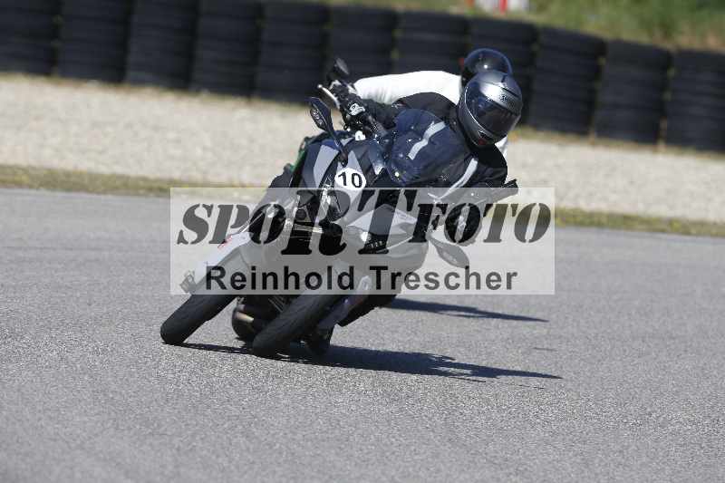 /01 02.04.2026 MAZ ADR/Gruppe gelb Gruppe gruen/10